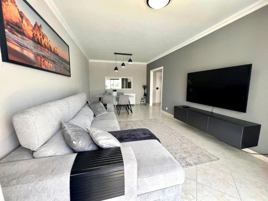 Luxury Modern Beach Apartment كوارتيرا المظهر الخارجي الصورة