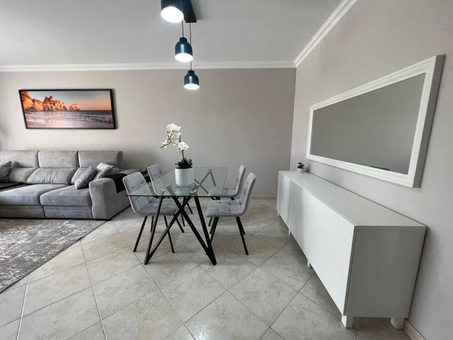 Luxury Modern Beach Apartment كوارتيرا المظهر الخارجي الصورة