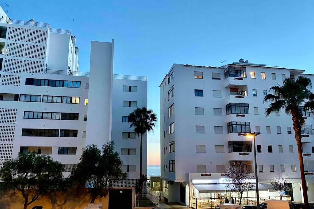 Luxury Modern Beach Apartment كوارتيرا المظهر الخارجي الصورة