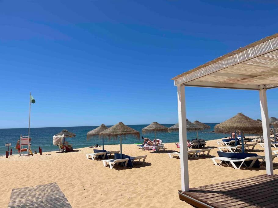 Luxury Modern Beach Apartment كوارتيرا المظهر الخارجي الصورة